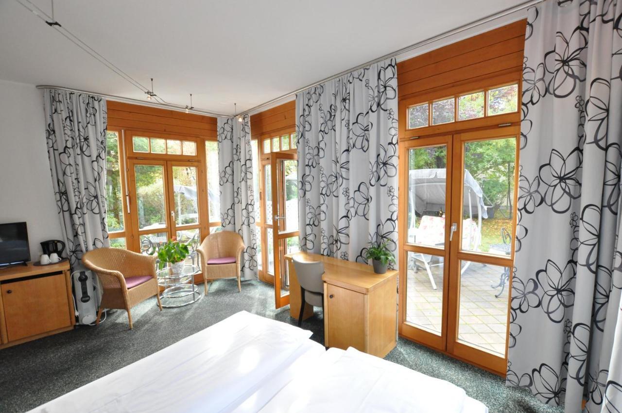 Villa Waldperlach By Blattl มิวนิก ภายนอก รูปภาพ